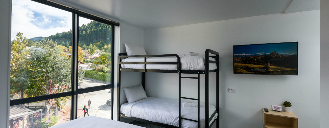 bunk-beds-in-queenstown-quad-room