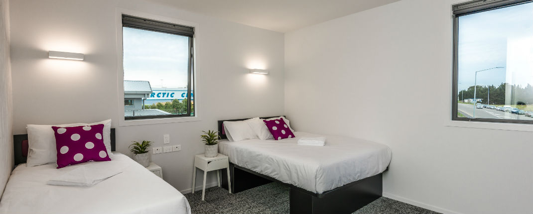 twin-room-at-jucy-snooze-christchurch